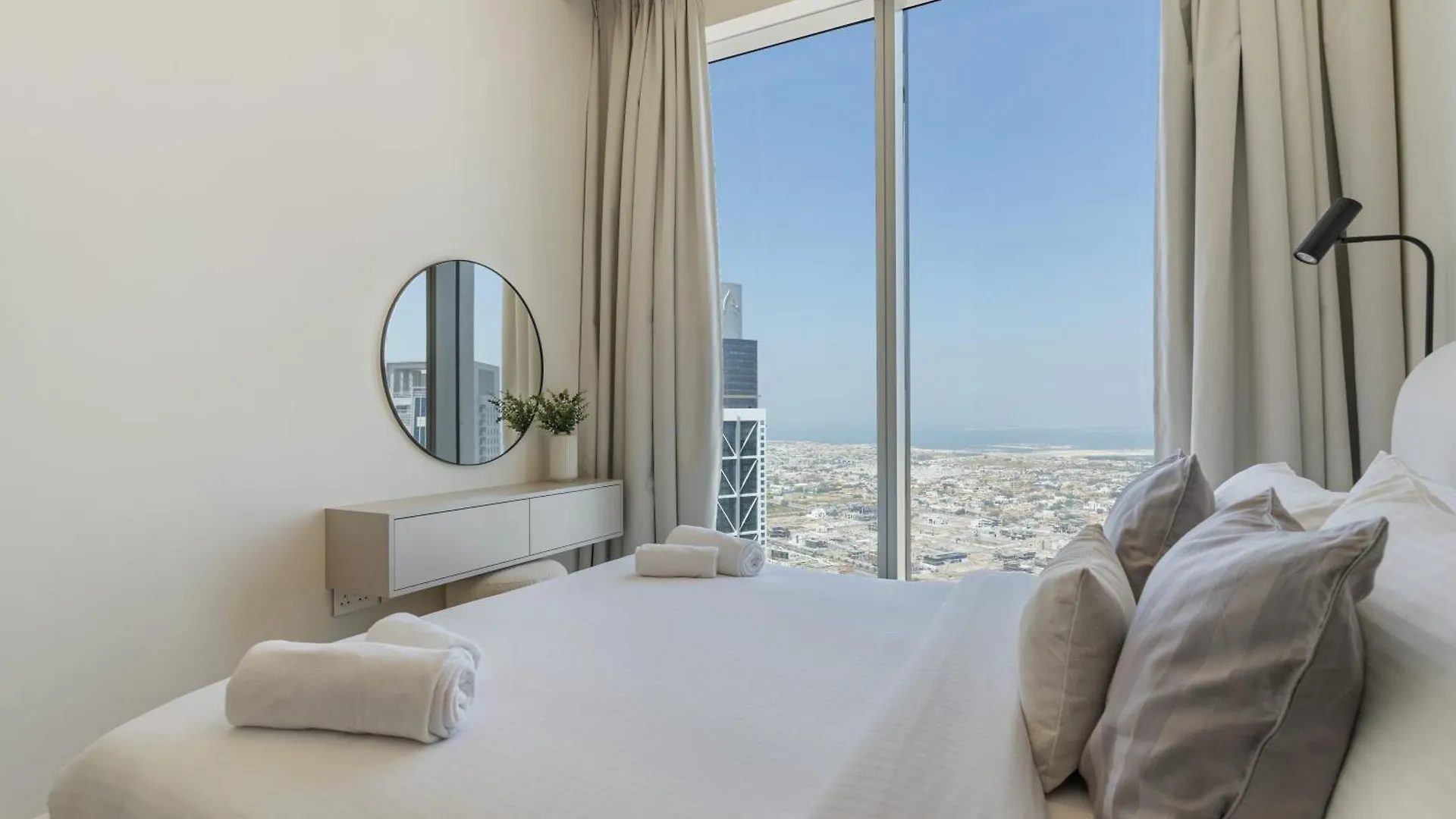 Panoramic Sea View 2Br In Forte Downtown - Allsopp&Allsopp Dubai